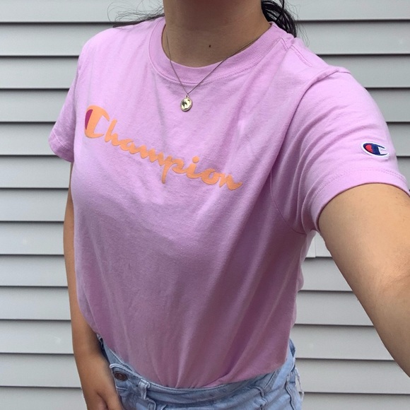 Champion Women’s Short sleeve T-shirt, Size S/M - Picture 2 of 2